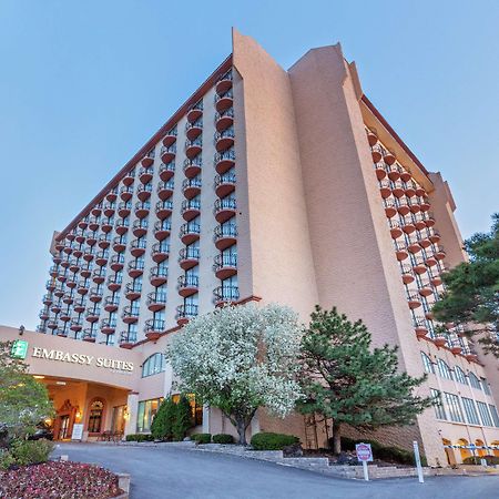 Embassy Suites By Hilton Kansas City Plaza Екстериор снимка
